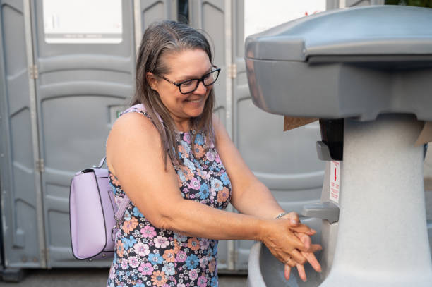 Best Sanitation services for porta potties  in Oak Park, CA